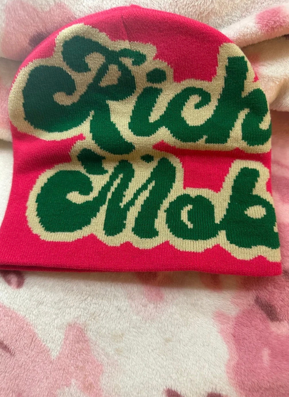 pink+green beanie (unisex)